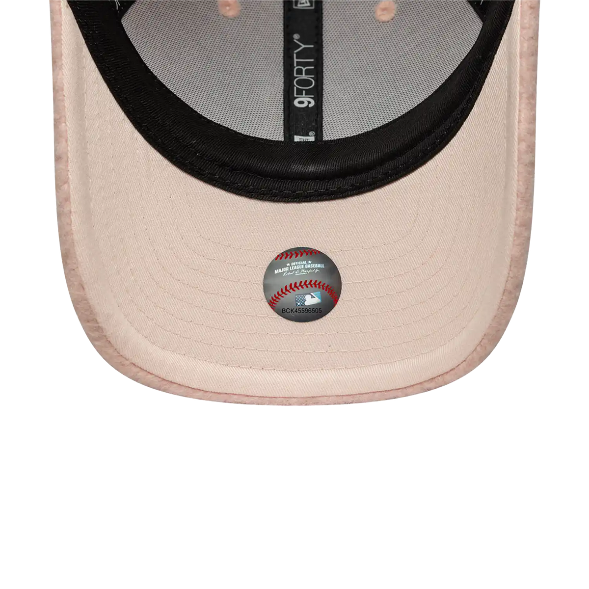 New Era Womens MLB Winter Borg 9Forty M-Crown New York Yankees