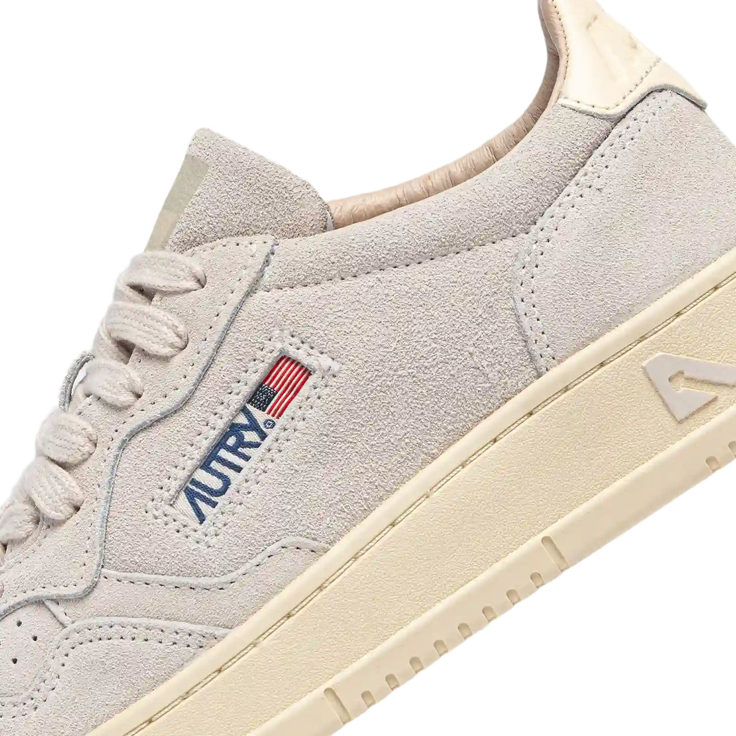 Autry Medalist Low W