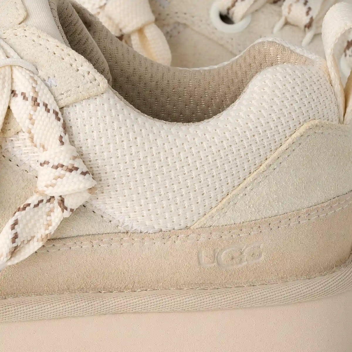 UGG Lo Lowmel