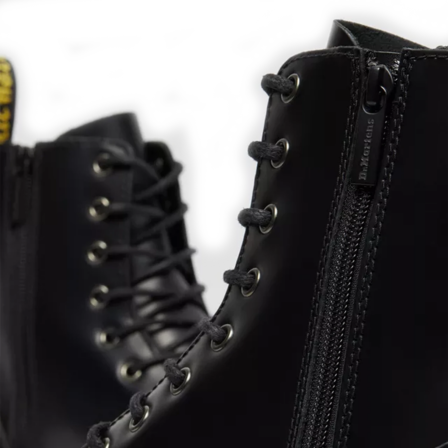 Dr. Martens Jadon