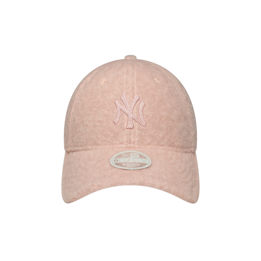 New Era Womens MLB Winter Borg 9Forty M-Crown New York Yankees