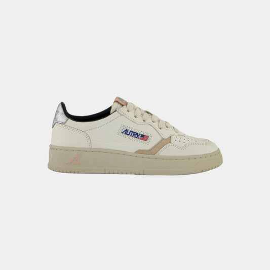 Autry Medalist Low Textured Leather W