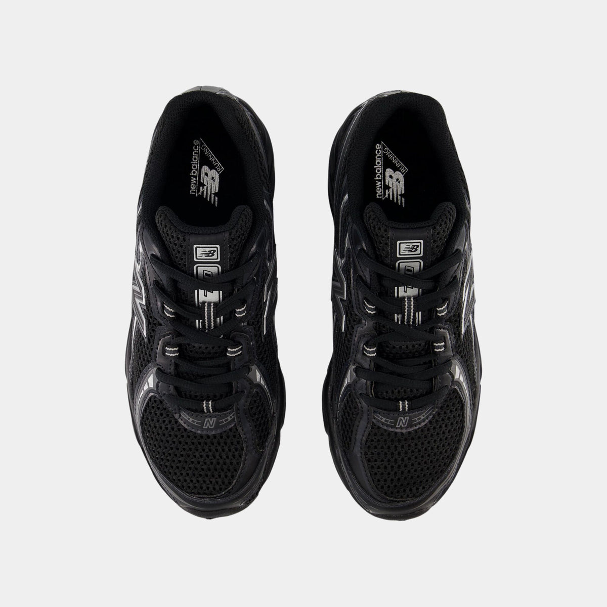 New Balance 740