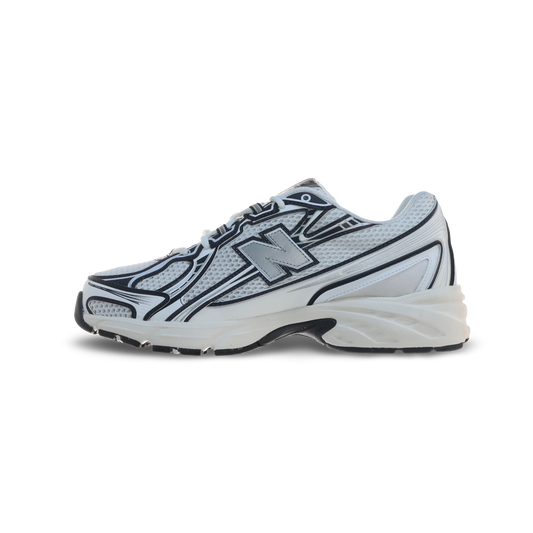 New Balance 740