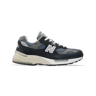 New Balance 992