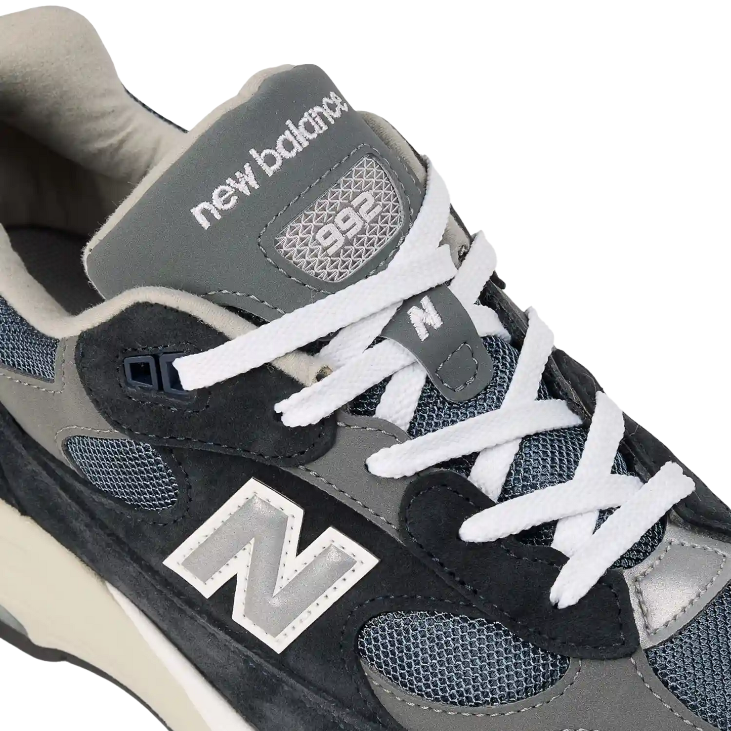 New Balance 992