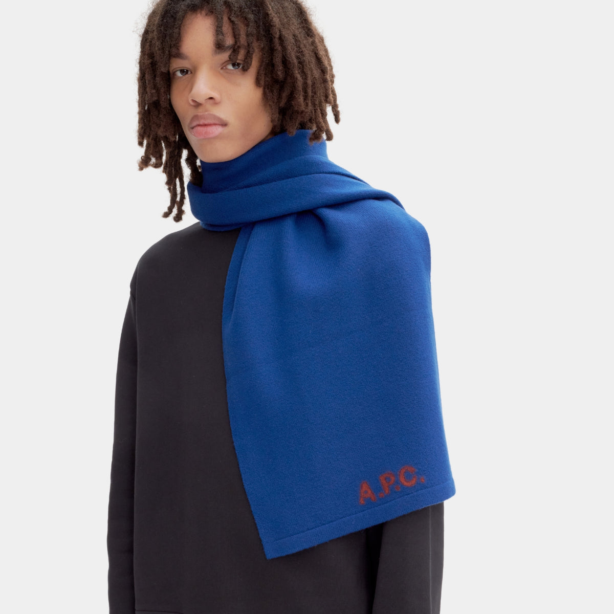 A.P.C. William Scarf